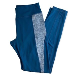 Danskin Now Athletic Color Turq Night Size Small Ankle Leggings